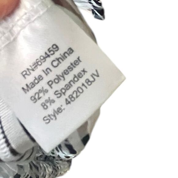 J Valdi Women’s Tropical Palms Swim Coverup, Size XL - Picture 6 of 7